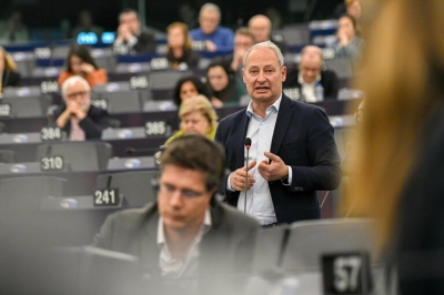 Andreas Schieder MEP claims “possible Russian or other foreign malign interference and manipulation” in Serbia